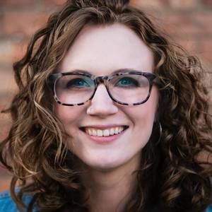 Meet your Posher, Lydia